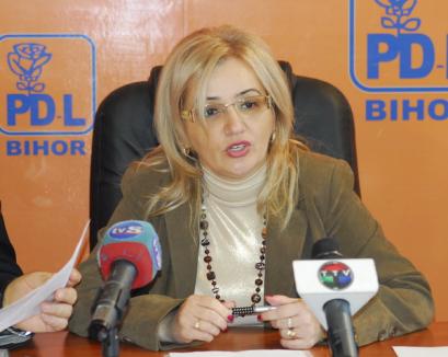 E oficial: Adelina Coste a fost numită subprefect al judeţului Bihor 